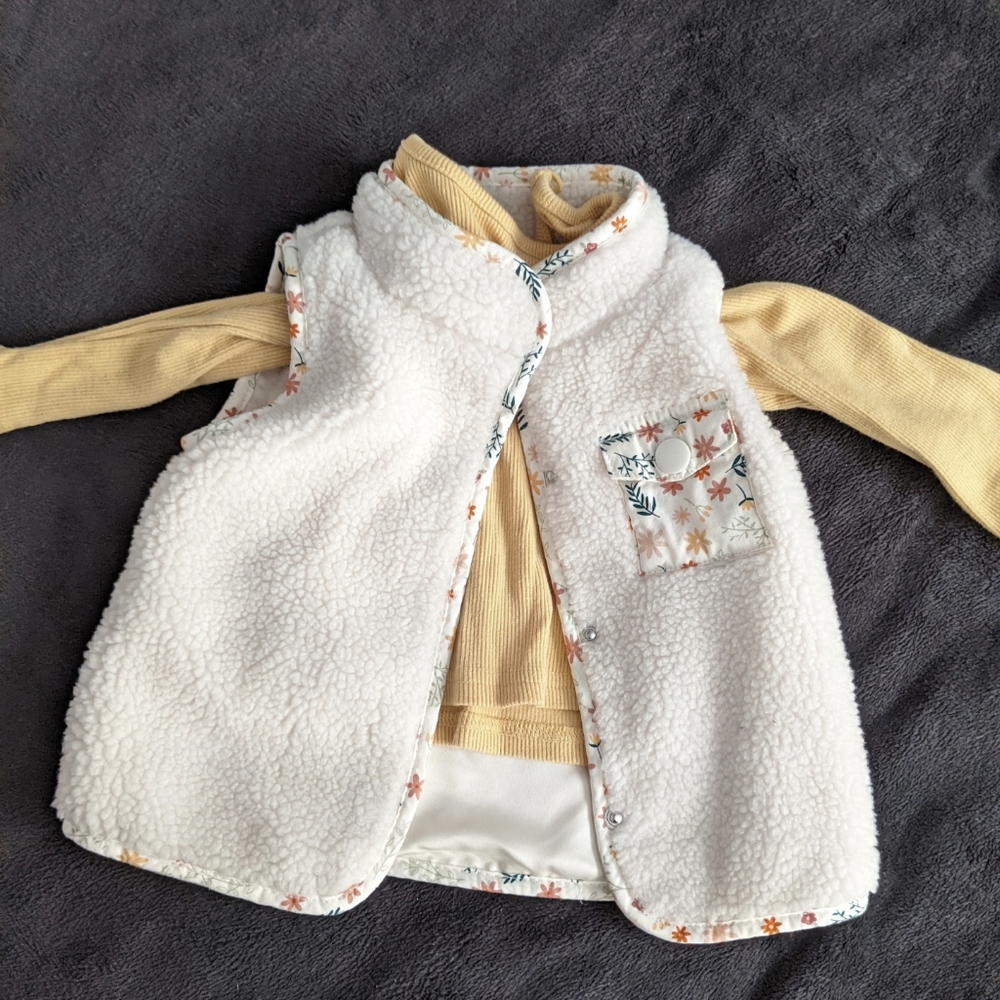 Primark vest set. 6-9 months